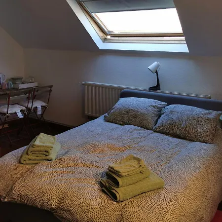 Ostend Backpackers Lodge אוסטנדה